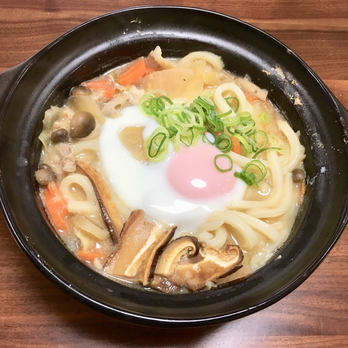 豚汁の残りで味噌煮込みうどん！！